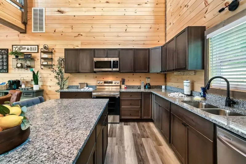 Tranquil Mountain Getaway By Ghosal Luxury Lodging