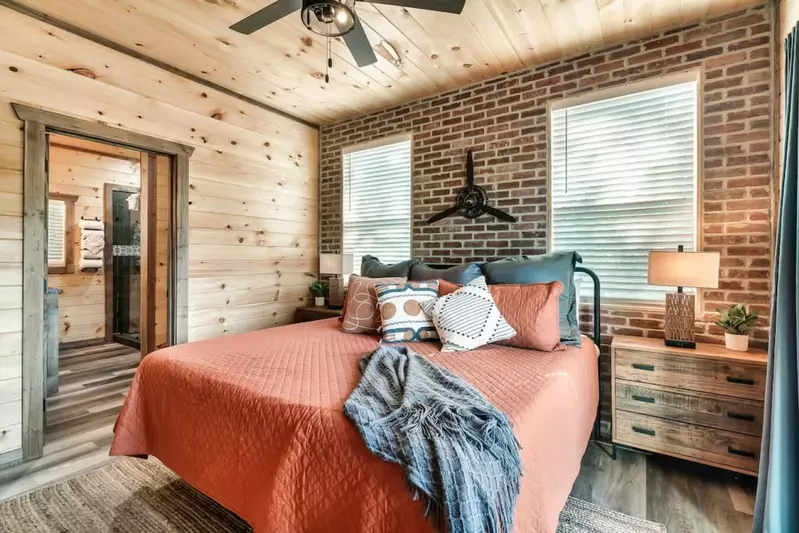 Tranquil Mountain Getaway By Ghosal Luxury Lodging