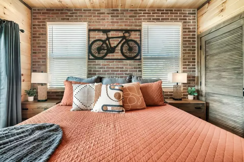 Tranquil Mountain Getaway By Ghosal Luxury Lodging