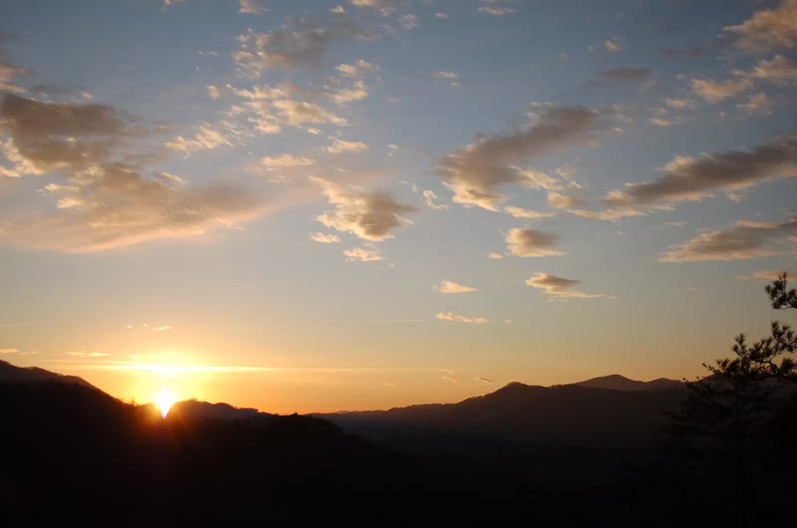 Sunset Lodge