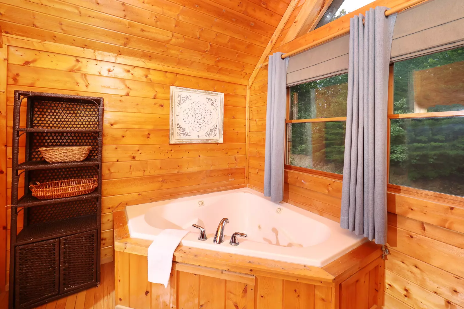 Sunset Lodge