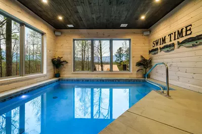 Treetop Mountain Hideaway