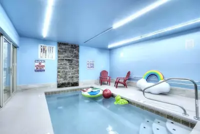 Zip and Dip Cabin