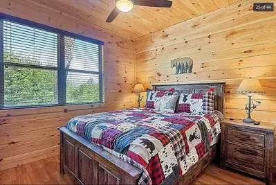 Queen bedroom #2 with TV with streaming and cable