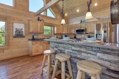 Whiskey Mountain Lodge
