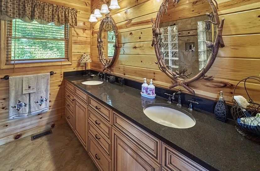 Royal Elk Chalet