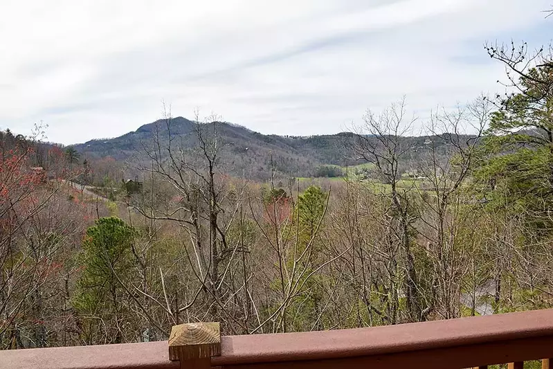 Grandmother's Mountain Lodge