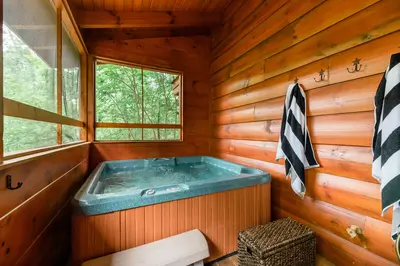Bless My Stars Cabin