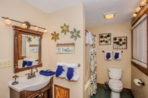 Smoky Bear Lodge