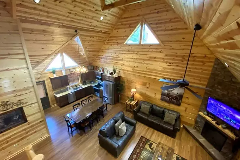 Trails End Lodge