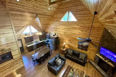 Trails End Lodge