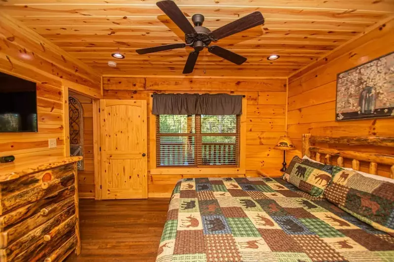 Trails End Lodge
