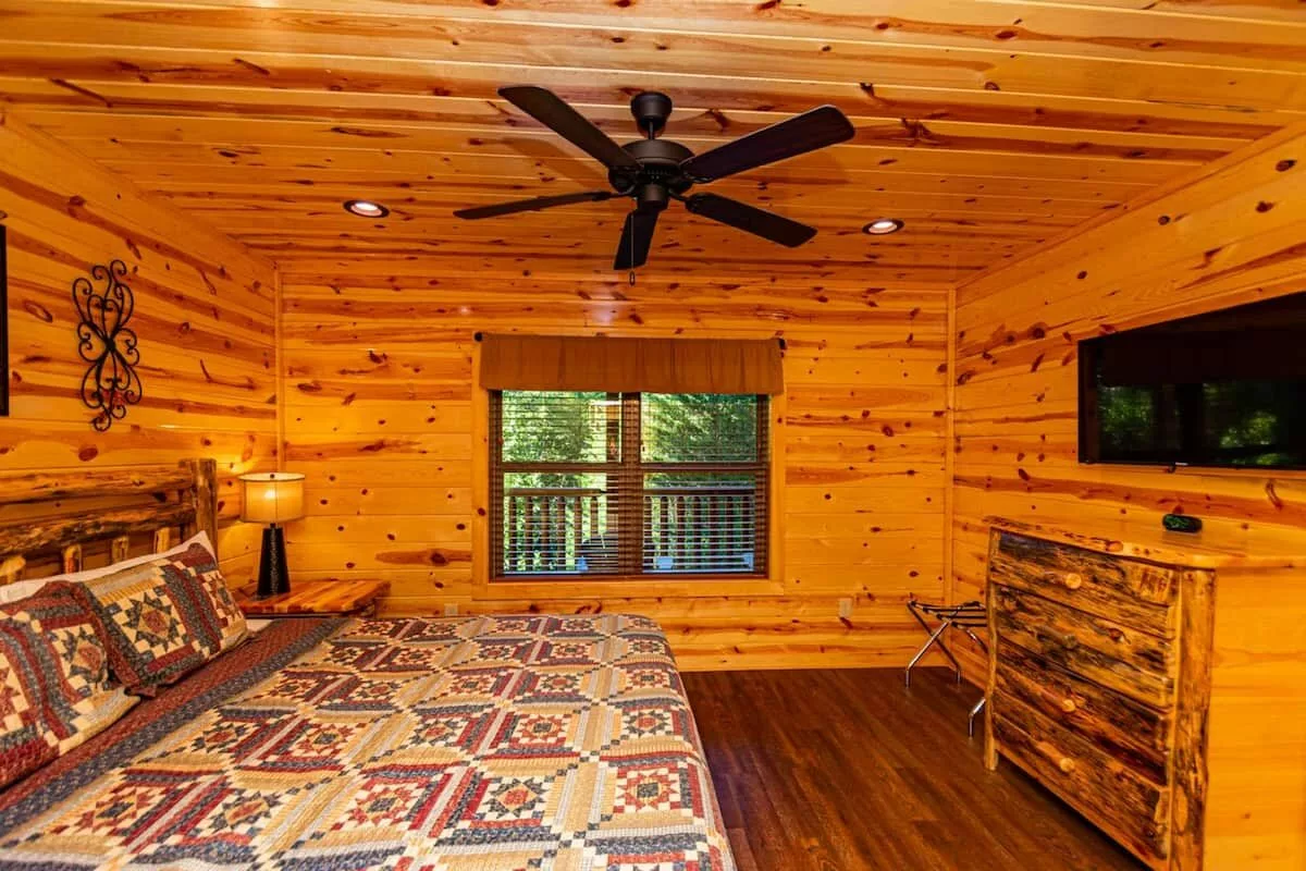 Trails End Lodge