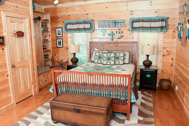 Papa Bear's Den