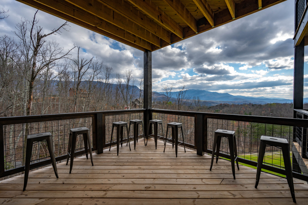 Pine Top Paradise