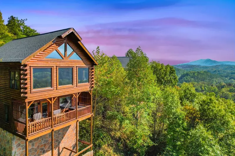 Misty Mountain Blue cabin Sevierville