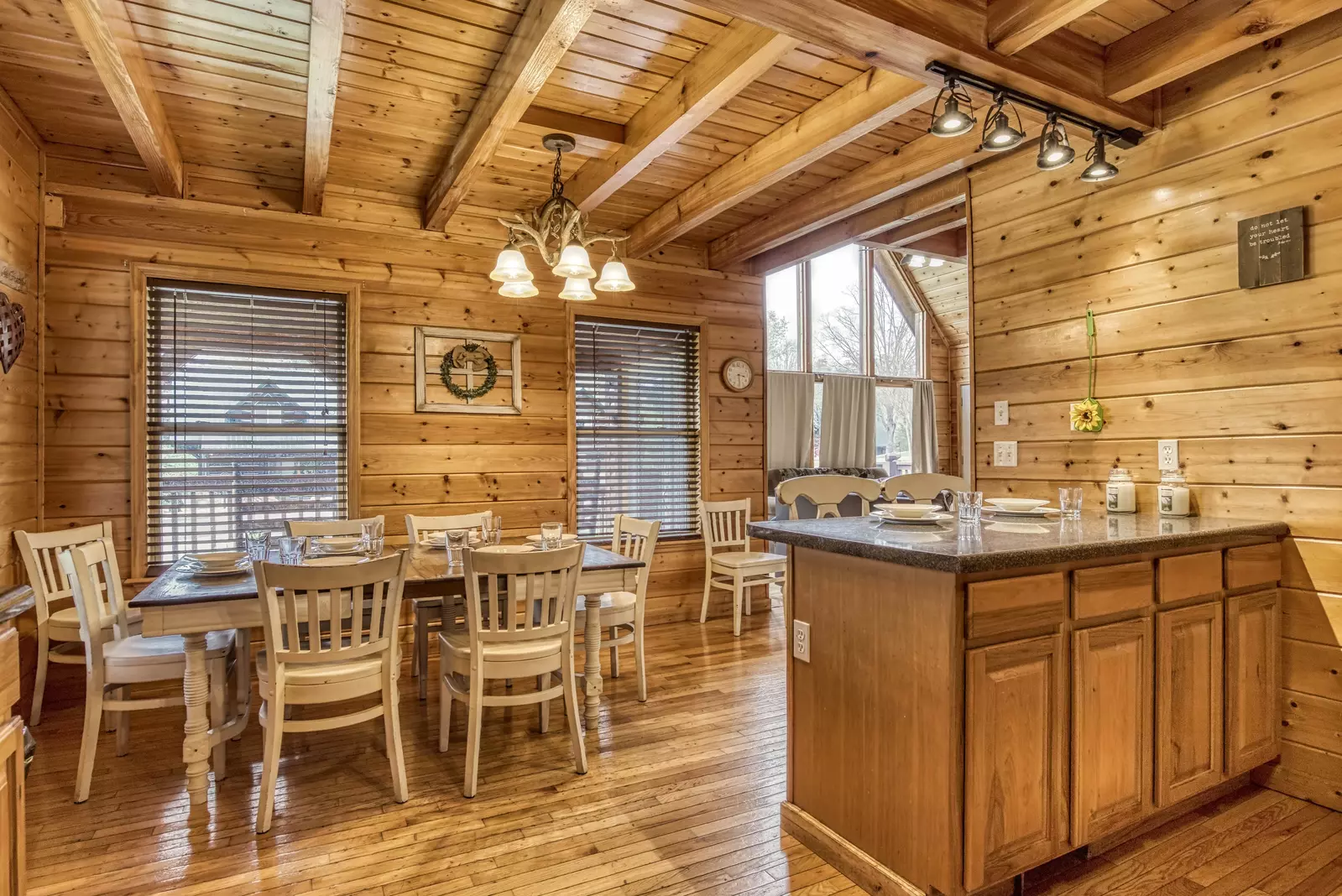 Amazing Grace bar top and dining area