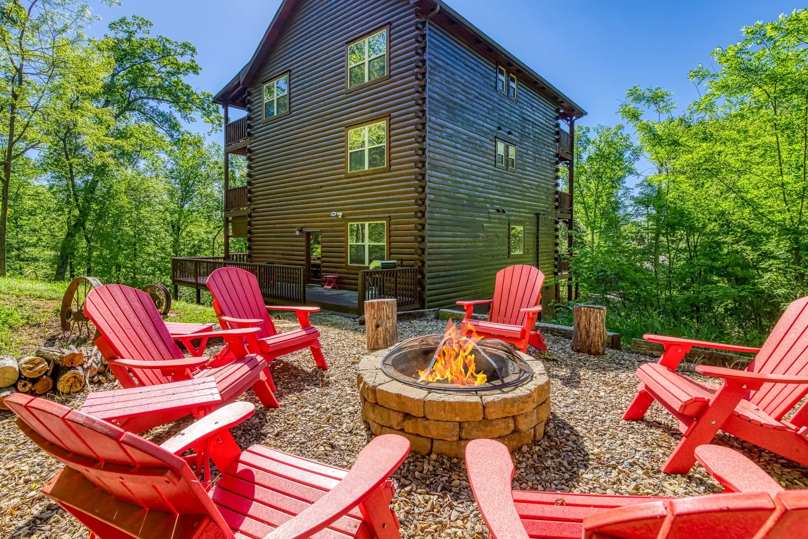 Antler Run back yard with fire pit