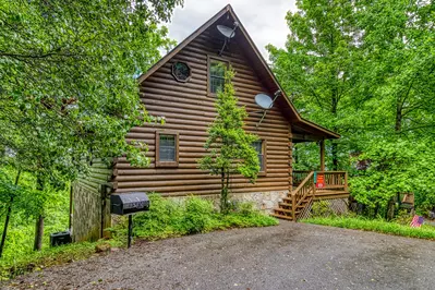 Awesome View wooded setting