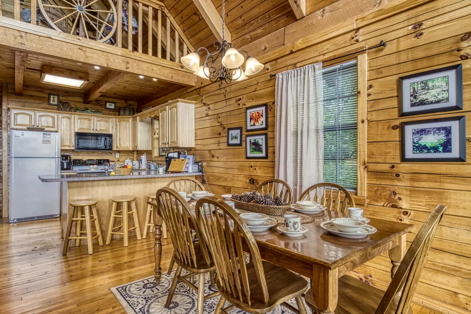 Awesome View dining table and fully furnished kitchen