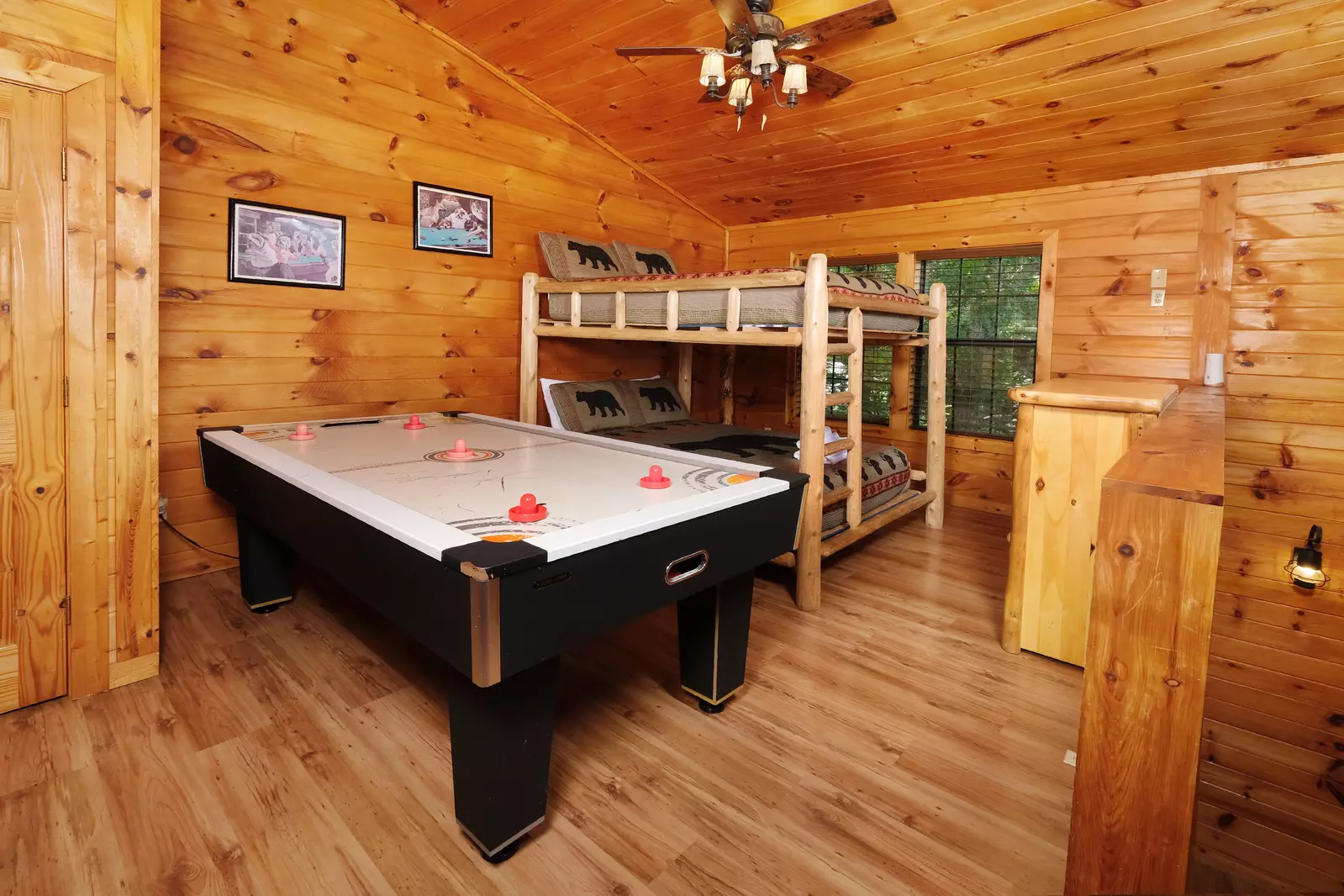 Bearadise Mountain Lodge upper level loft area with air hockey table
