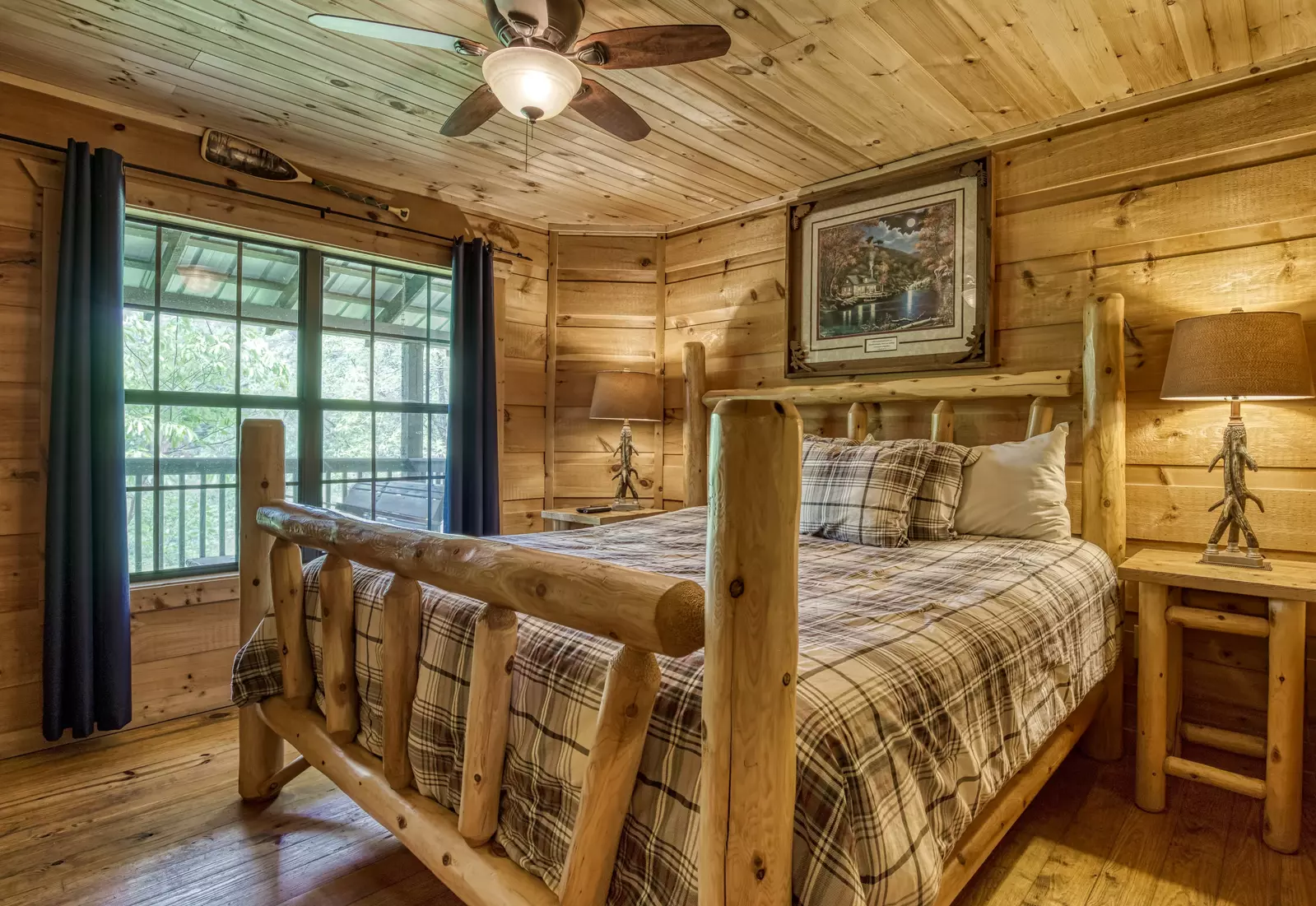 Beary Beary Special - Main level bedroom with king size bed