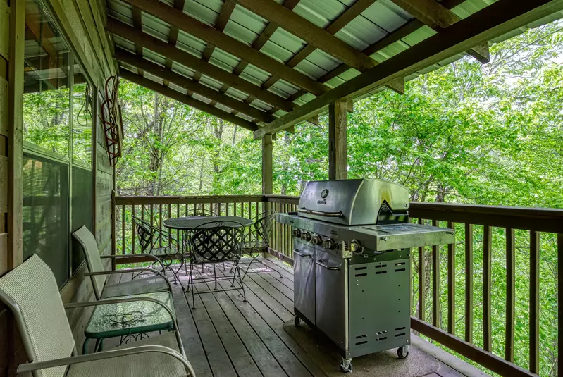 Beary Beary Special - Main level covered back deck with gas grill