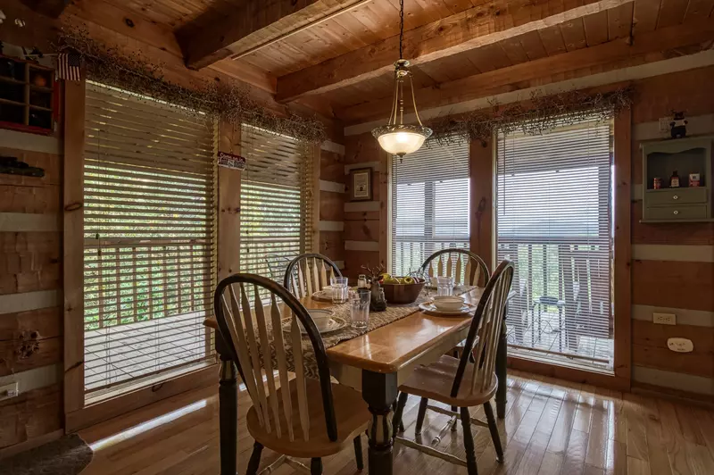 Buck Naked dining area