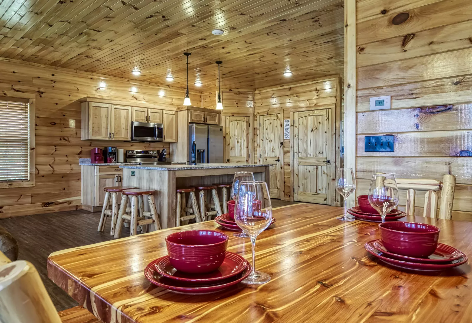 Chasing Views dining table and kitchen