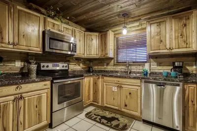 Country Charm. fully furnished kitchen with stainless steel appliances