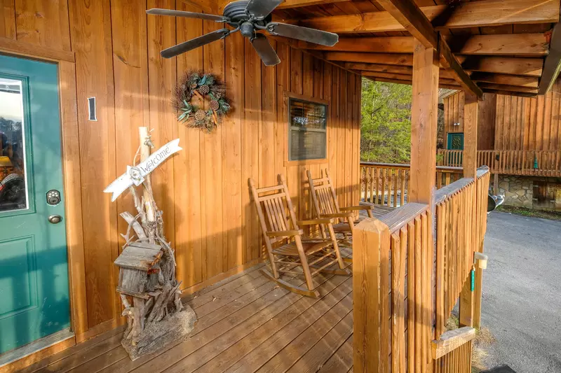 Country Charm wraparound deck