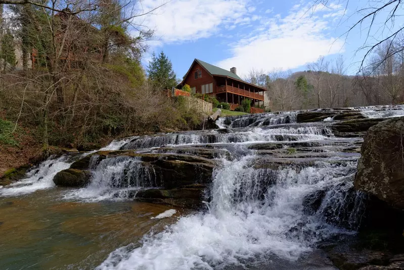 Creekside Lodge waterfalls