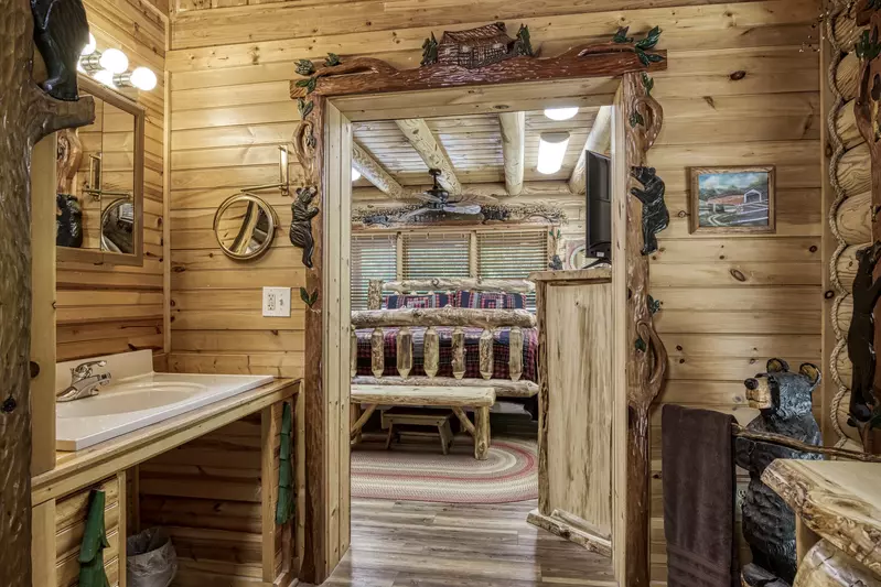 Creekside Lodge - Main level bathroom vanity area
