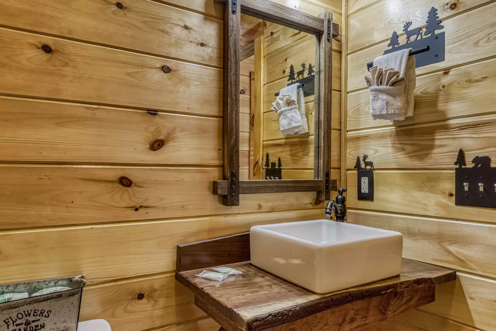 Cozy Cub Cabin main level half bath