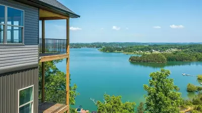 Lake View Therapy