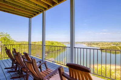 Lake View Therapy covered back deck overlooking Douglas Lake