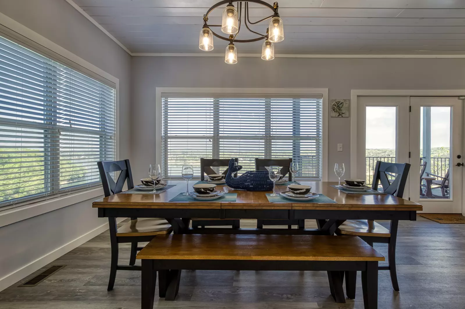Lake View Therapy dining table