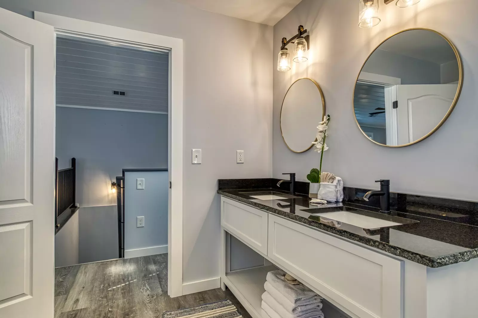 Lake View Therapy upper level bathroom with double vanity