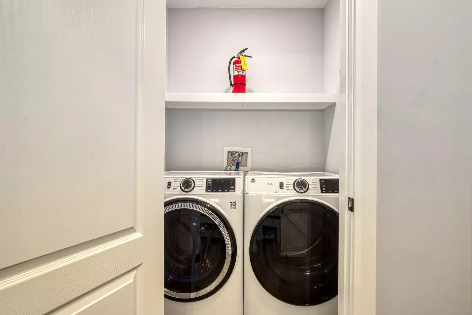 Lake View Therapy washer and dryer