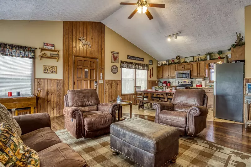 Moose Haven Cabin living room and kitchen