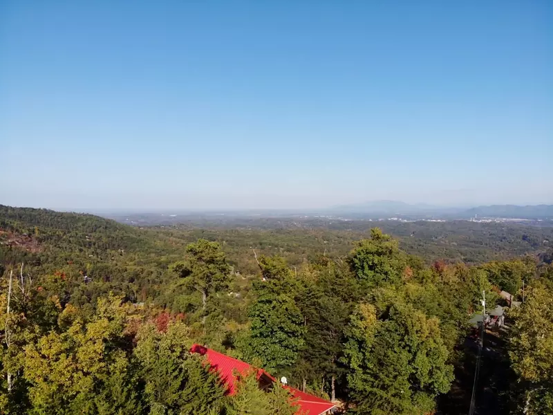 Old Glory panoramic mountain views