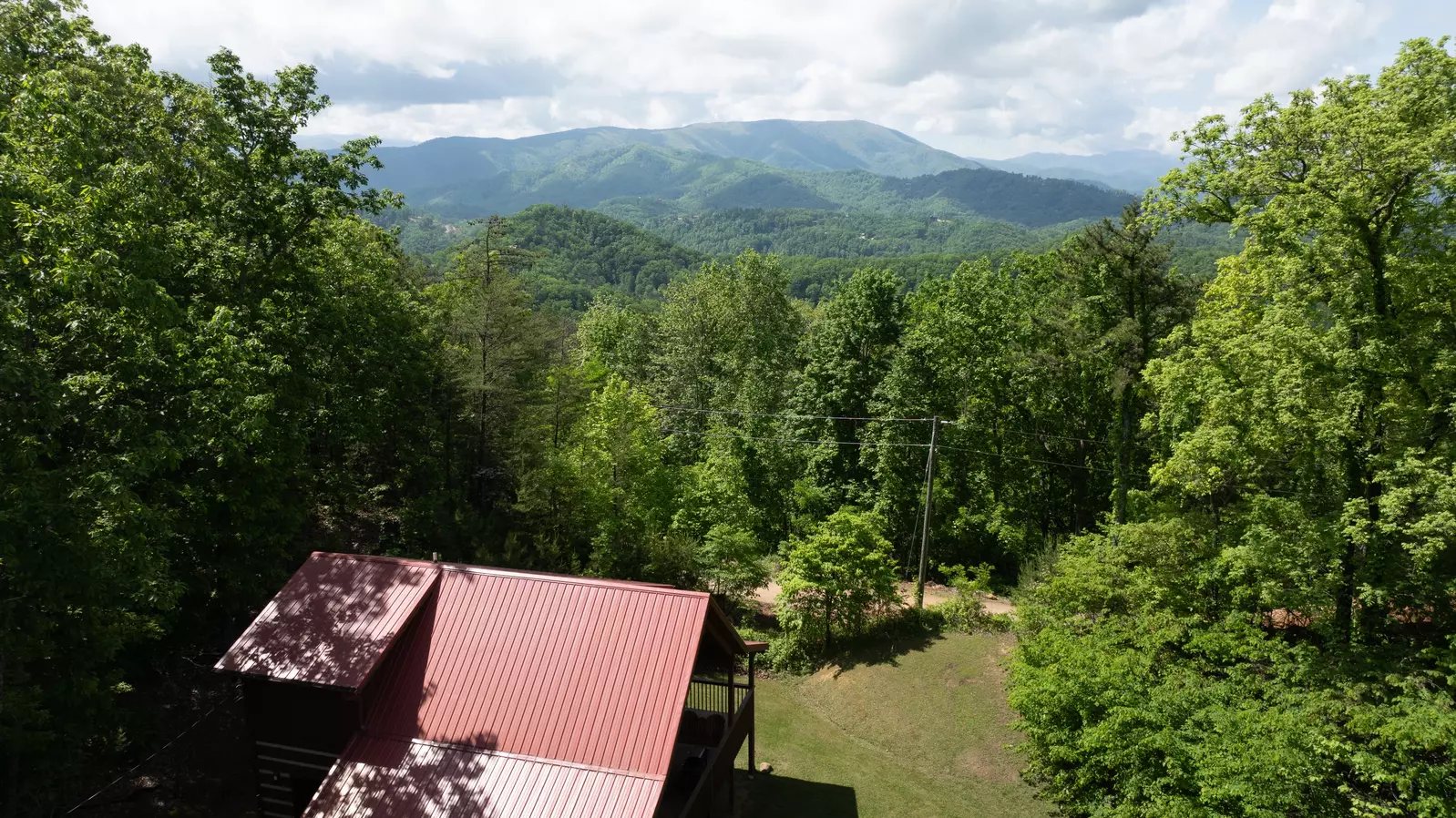 Log Cabin with Tennessee Smoky Mountain Views