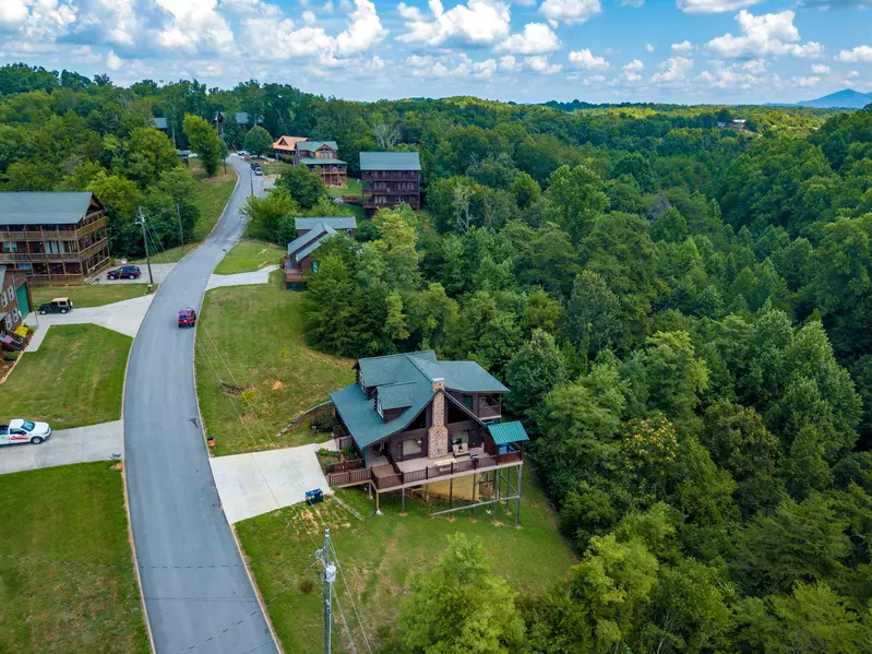 Perky Peaks Lodge - Arial view