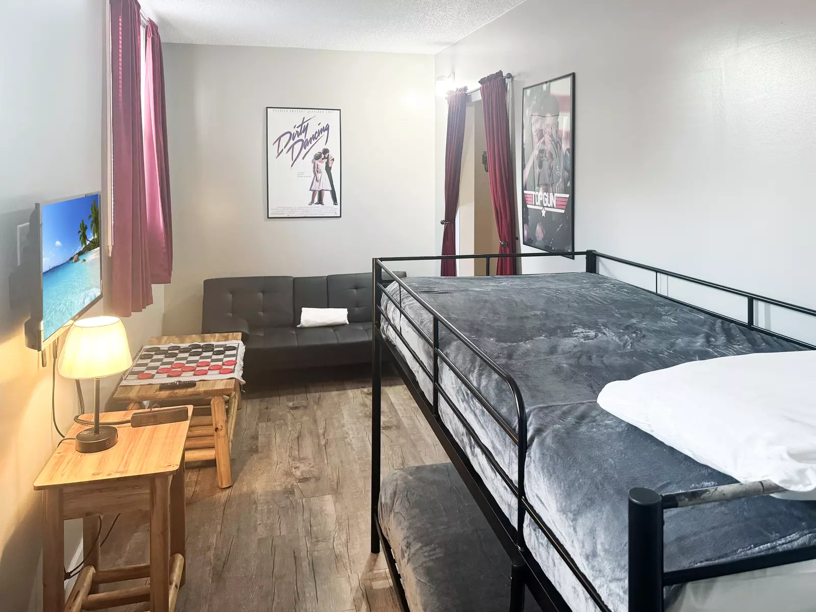 Rustic Acres bonus room with bunk bed