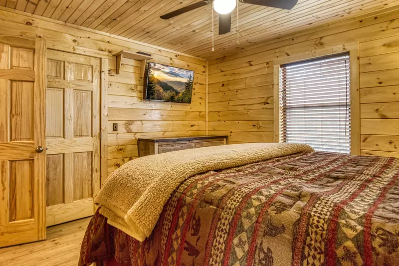 Lakeview bedroom one with king size bed