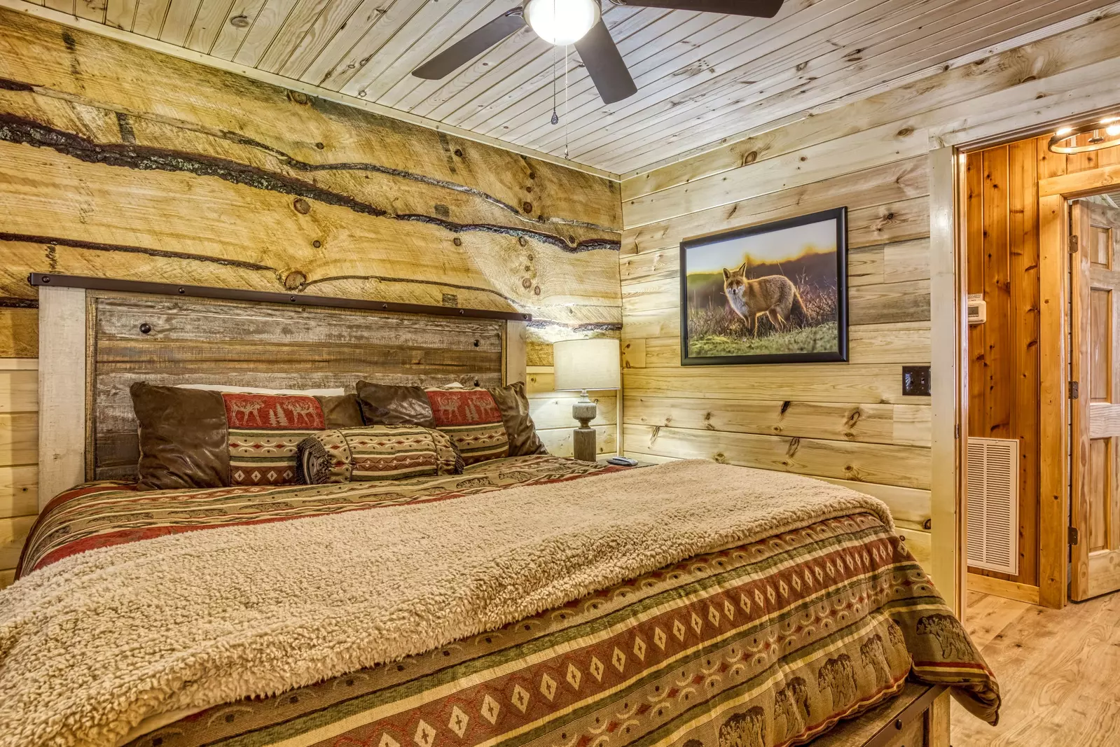 Lakeview bedroom two with king size bed