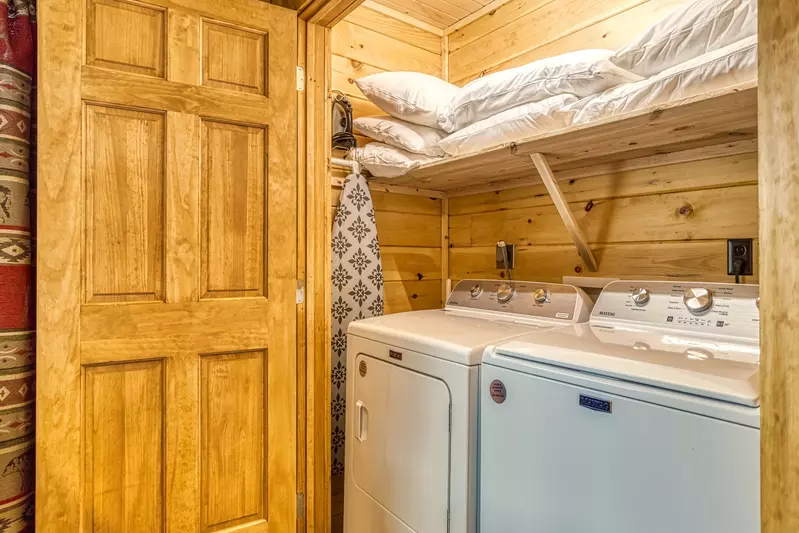 Lakeview washer and dryer