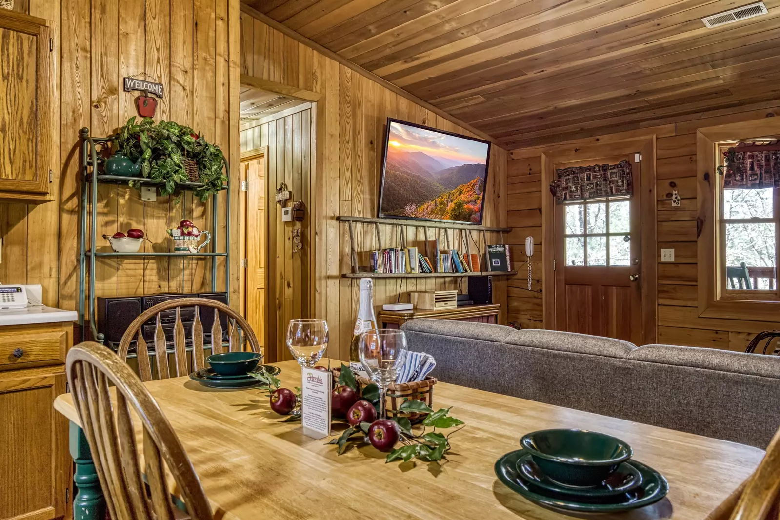 Walden Ridge Retreat dining table and living room