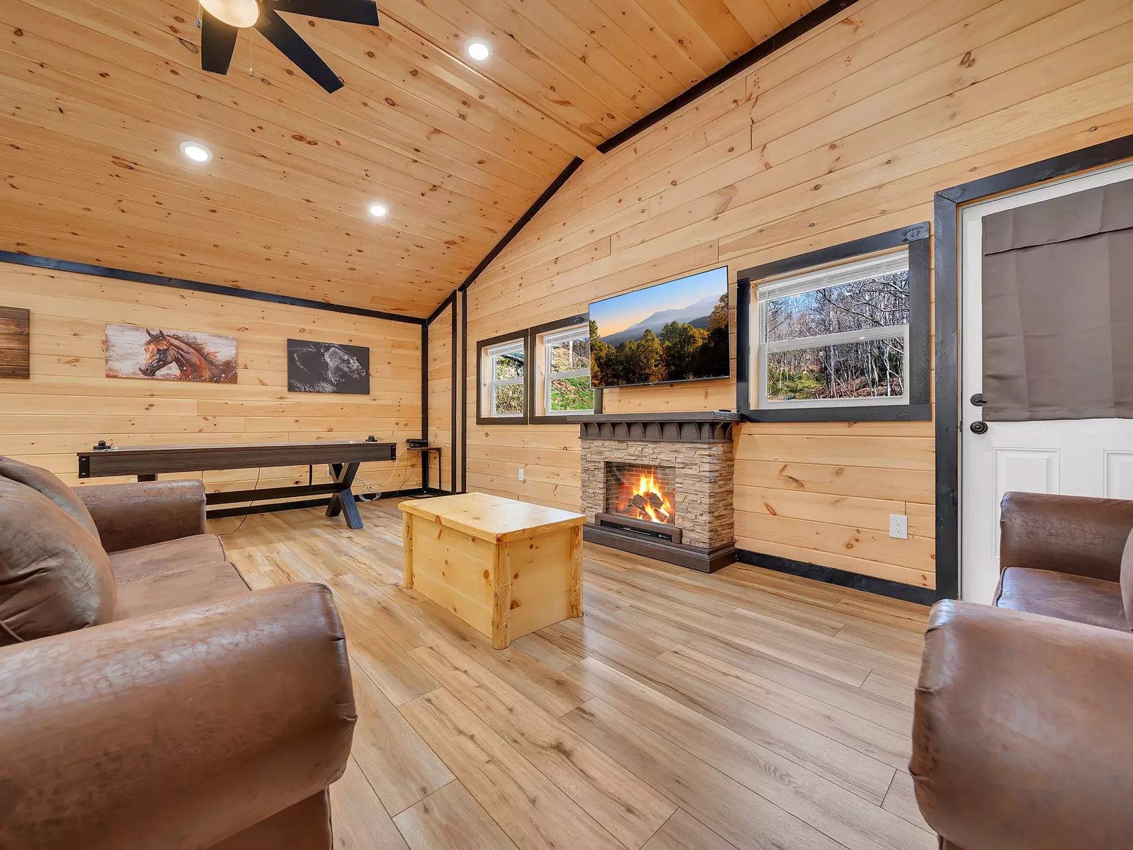 Property image, Exterior, of Endless Fun #3615