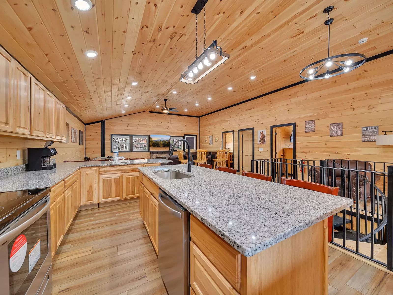 Property image, Exterior, of Endless Fun #3615